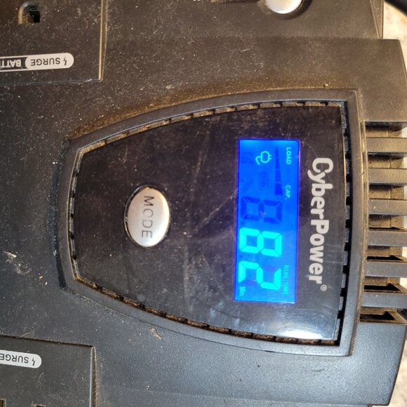 CyberPower CP825LCD Intelligent UPS 825VA Desktop Battery Backup Power Supply - Picture 5 of 11